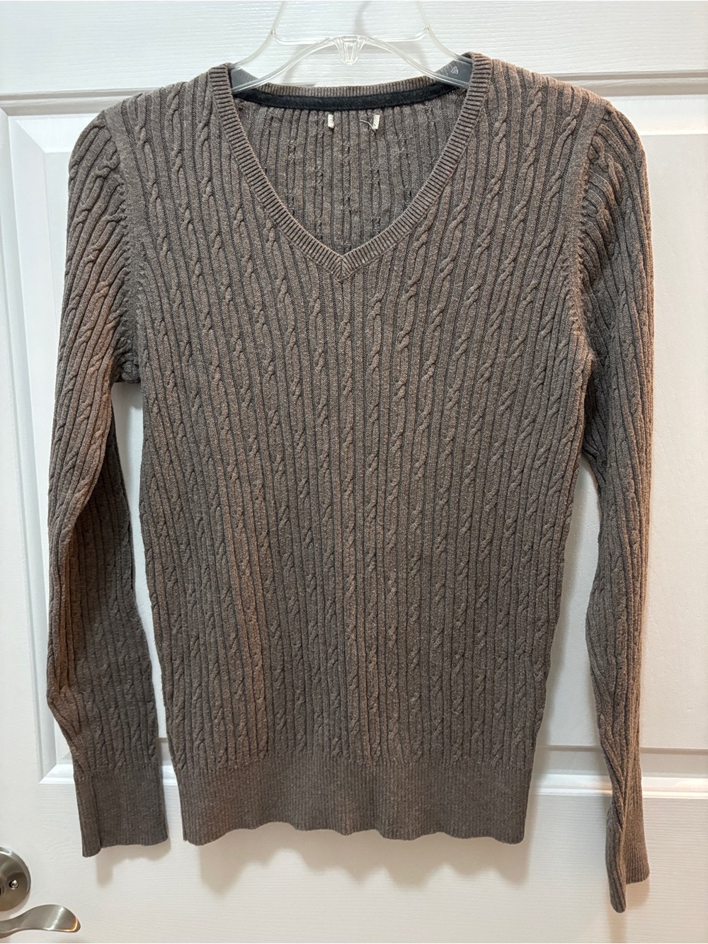 Loft V-Neck Cable Knit Women's Sweater - Taupe